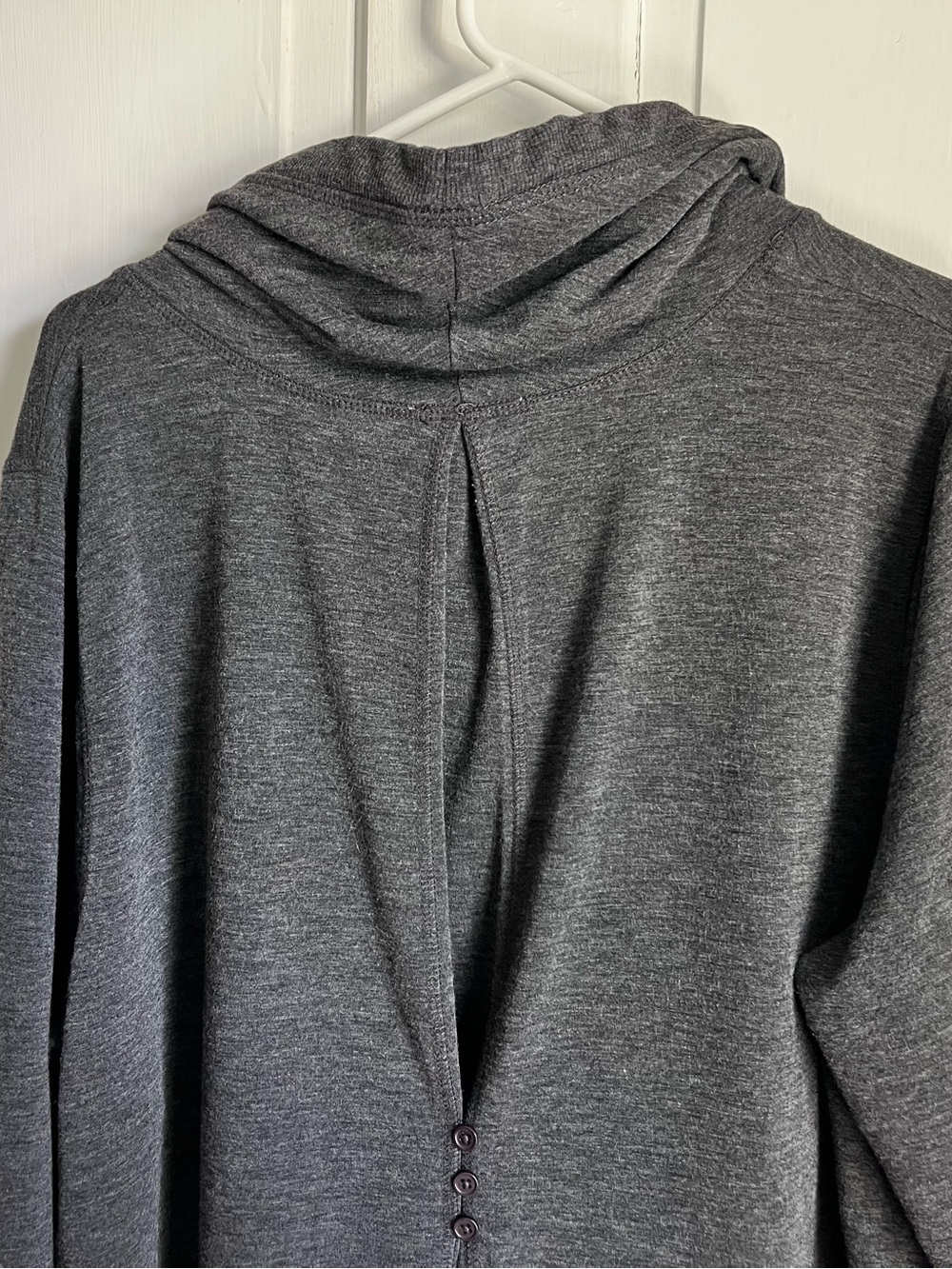 Cable & Gauge Women’s Charcoal Gray Cowl Neck Sweater size 2XL - Picture 5 of 7